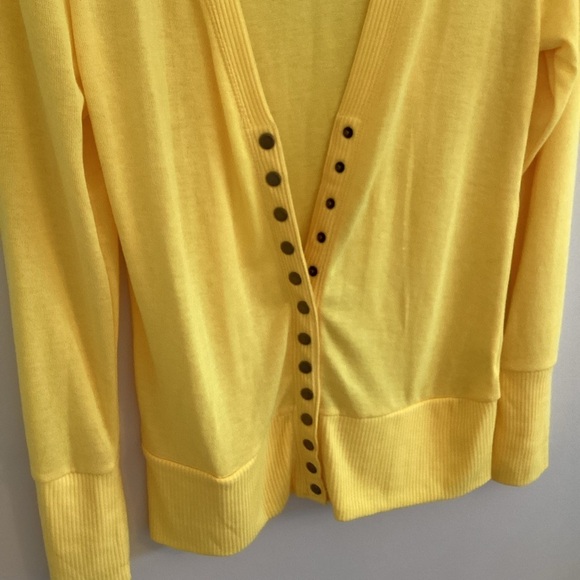 Dandelion Yellow  Snap Up V-neck Cardigan - Picture 5 of 7
